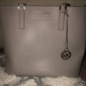 TRADE❤️Authentic Micheal Kors NWT.